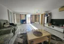 3 Camere. 2 Bai. Apartament pe 2 nivele. Pretabil investitie.