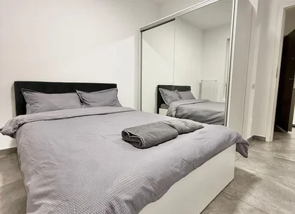 Ap 2 camere modern mobilat Militari Residence comision 50%