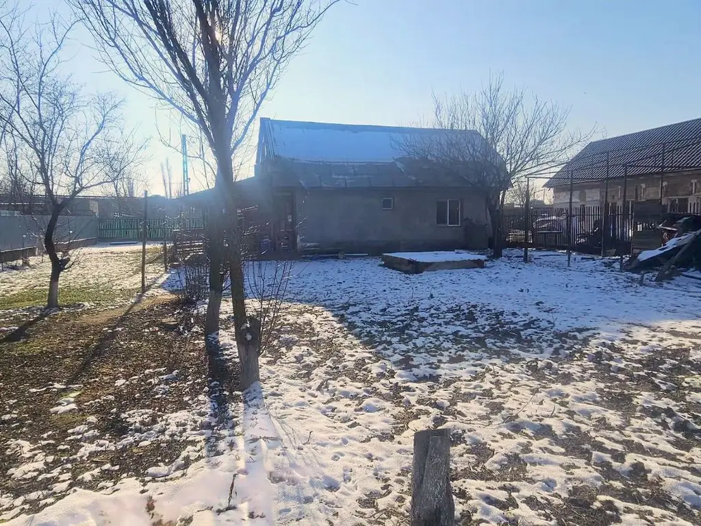 Casa cu 3 camere + 900 mp teren proprietate -Sendreni, jud. Galati