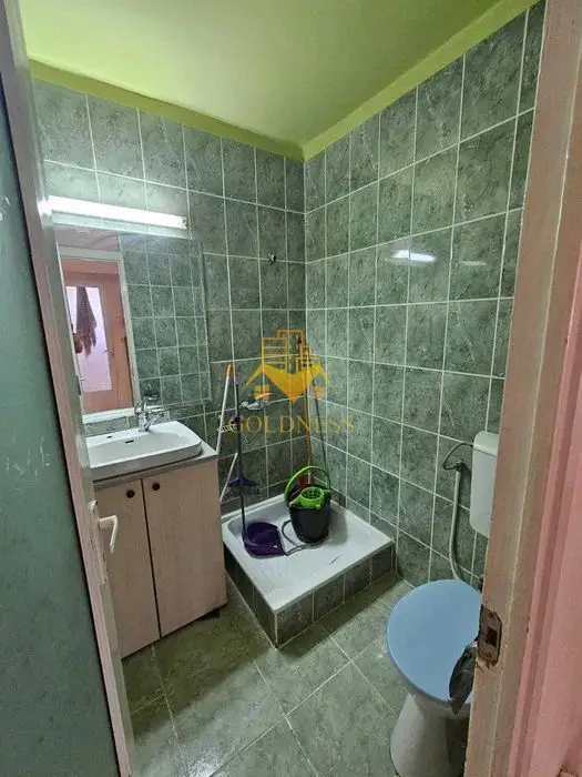 3 camere decomandate, balcon, parcare, Intre lacuri, Mol, FSEGA