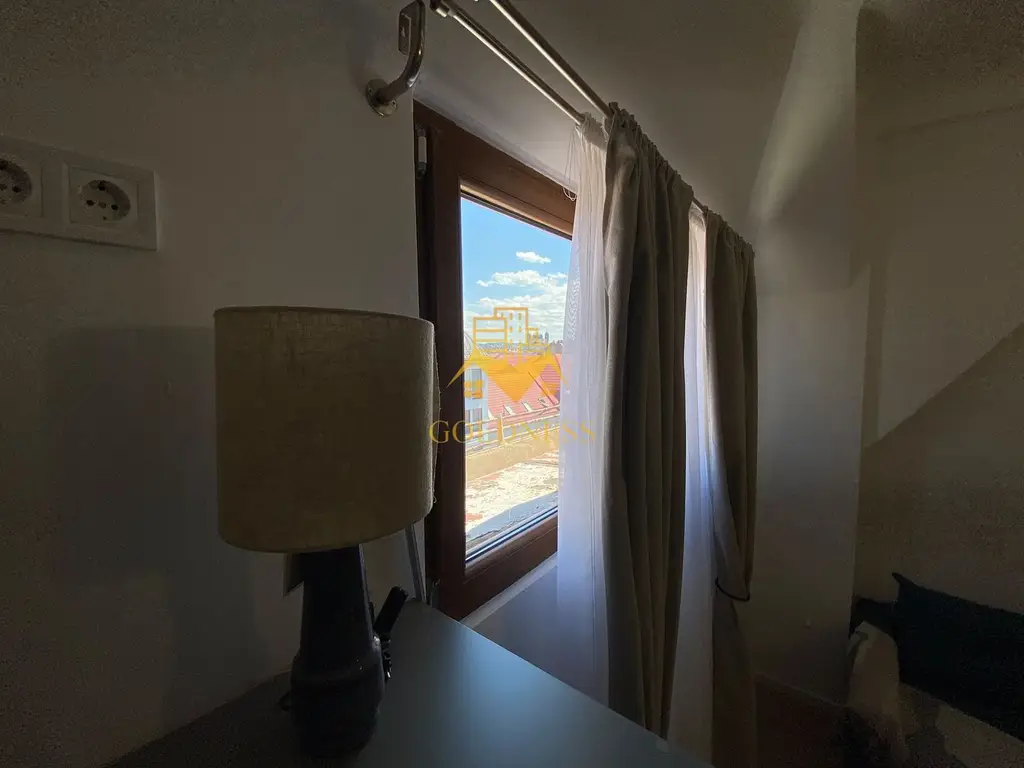 Apartament 40 mp la 2 minute de Piata Muzeului! Bloc istoric cu lift!