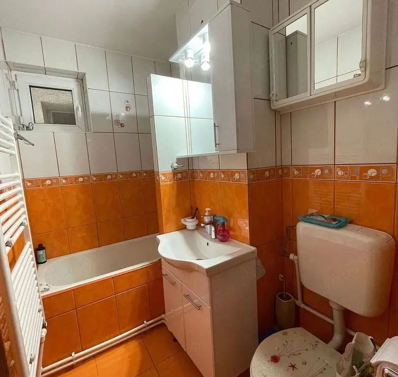 De inchiriat apartament 2 camere Micro 20, zona Hotel Magnus, 350 euro