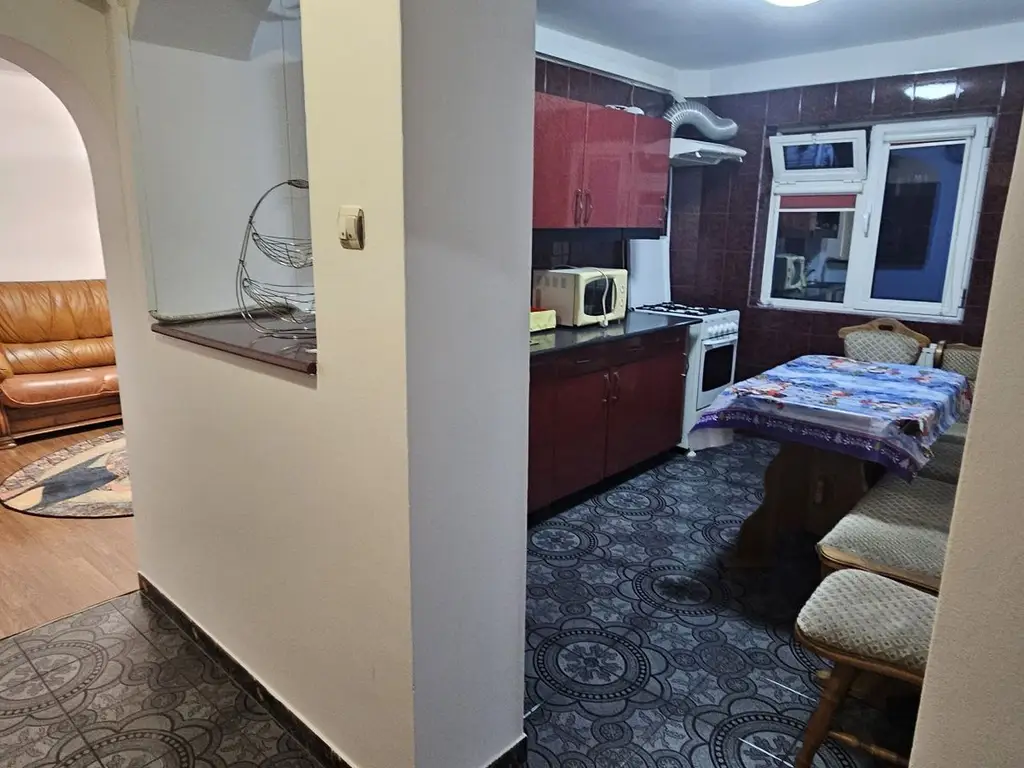 Crangasi apartament 3 camere de inchiriat mobilat si utilat