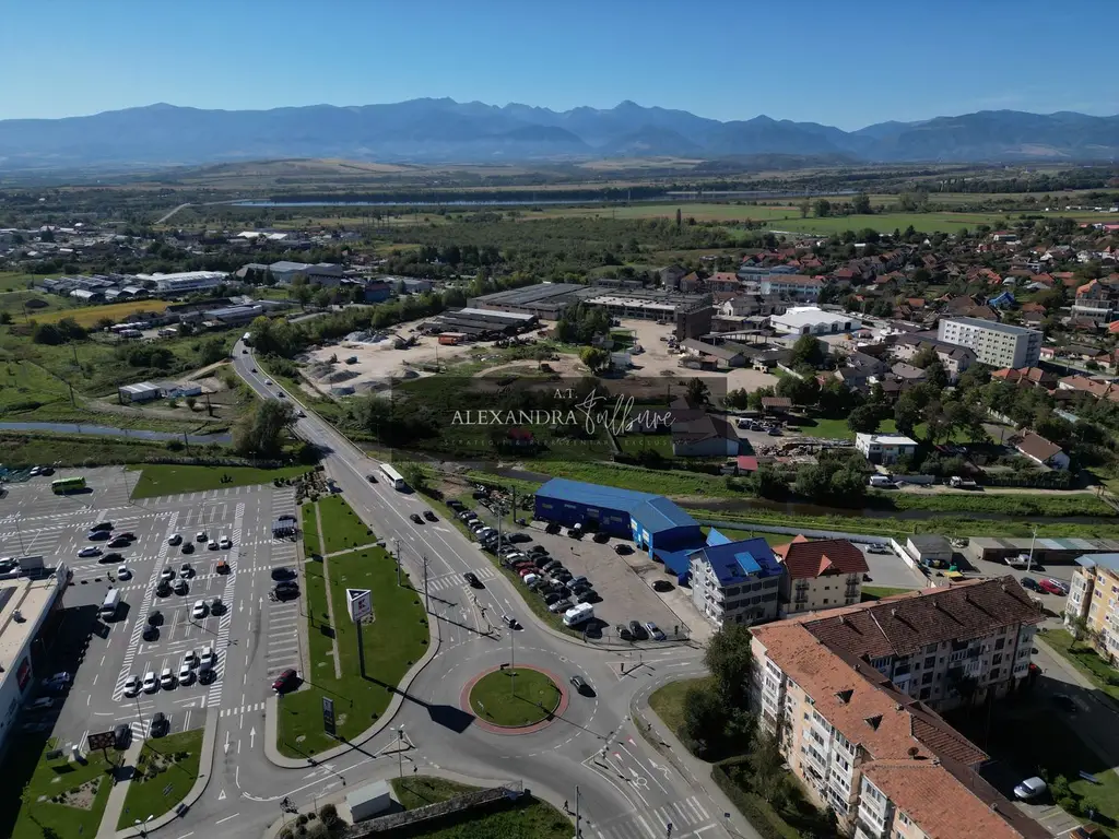 Oportunitate strategică de dezvoltare în Hațeg 3.079 mp