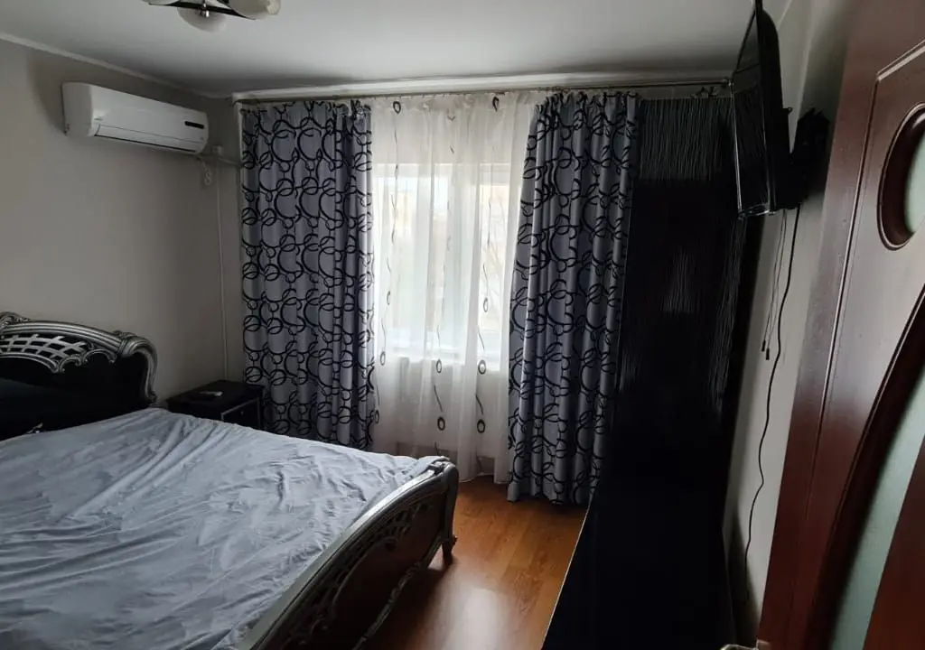 Inchiriere - apartament 2 camere mobilat, Bd. Siderurgistilor