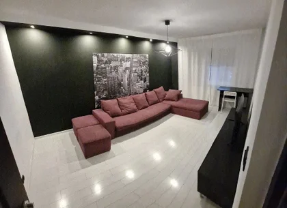 De inchiriat - apartament cu 2 camere, Siderurgistilor Vest , etaj 1