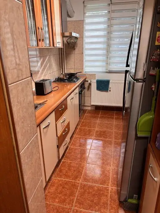 Apartament de Vanzare - 4 Camere - 81 mp - Zona PIATA PROGRESUL