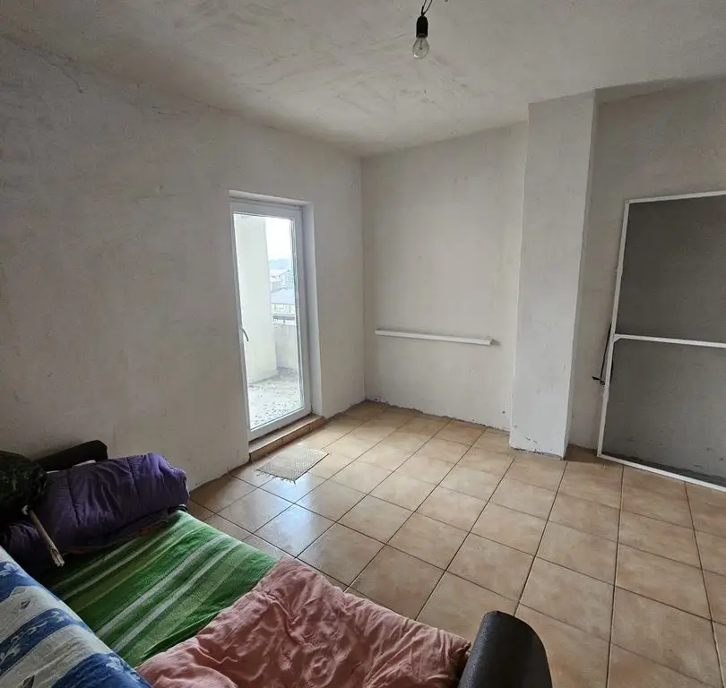Apartament 3 camere, Ultracentral, Costesti