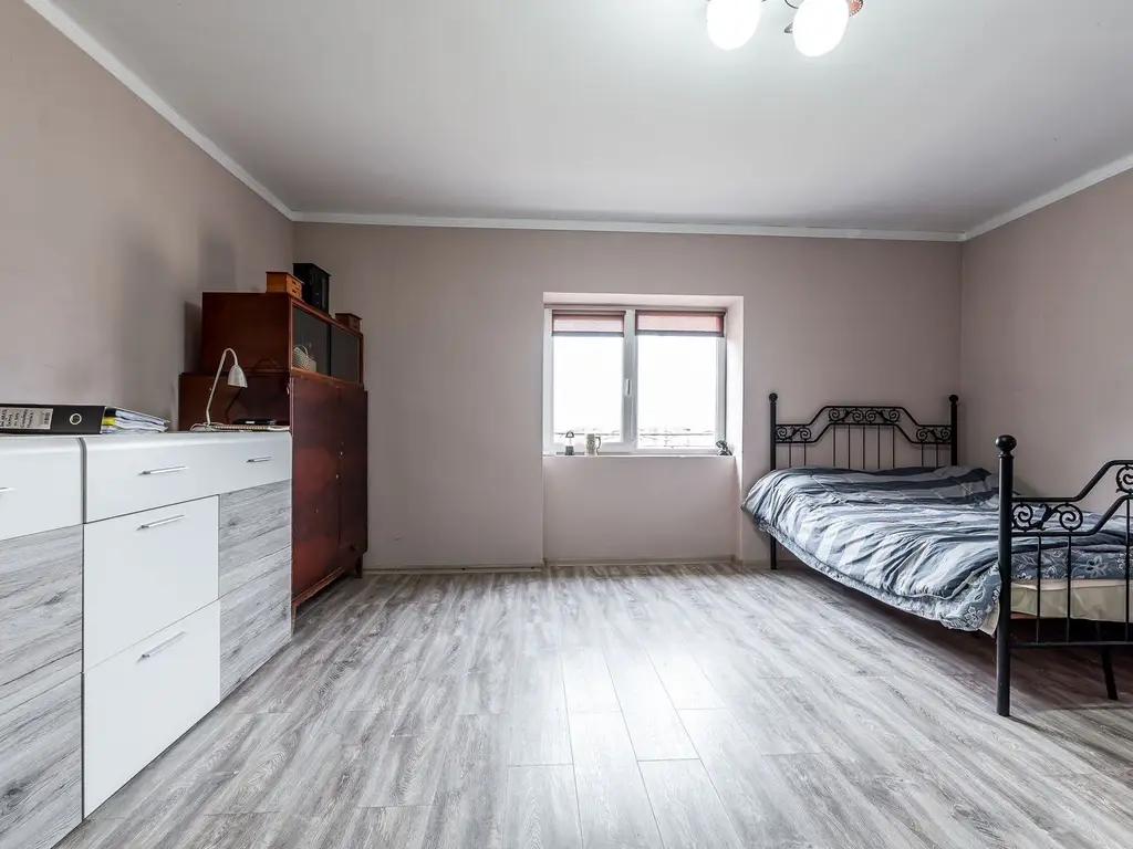 Casă finisată + casă în construcție, la același preț!