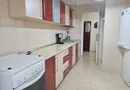 Apartament cu 3 camere, etaj intermediar - Piata Centrala