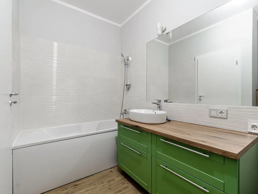 PROPRIETATE VANDUTA Apartament ARED spectaculos cu gradina si garaj