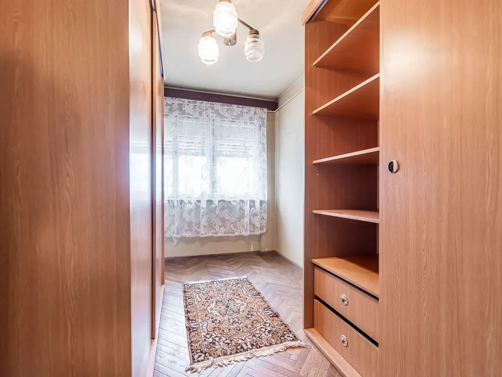 Apartament cu 4 camere decomandat cu vedere panoramica