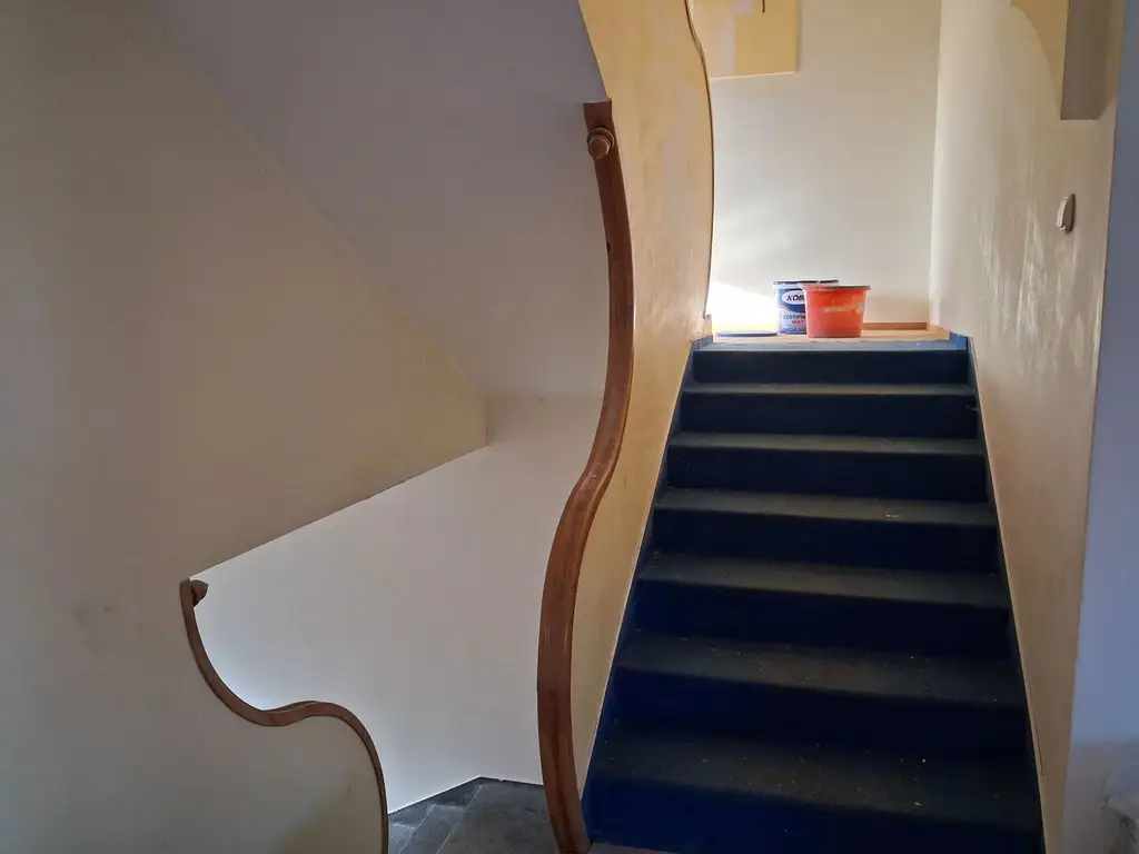 Casa RENOVATA partial 8 cam 6 ari 550mp garaj Ana Ipatescu.