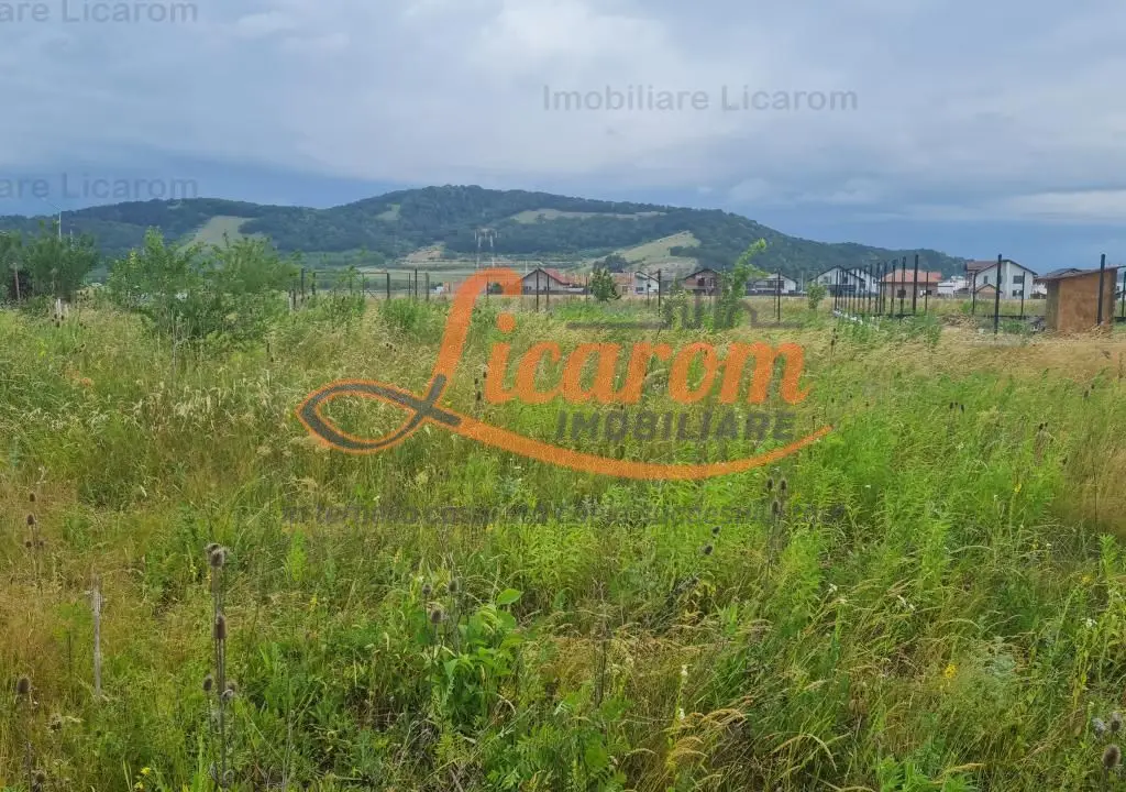 De vanzare teren 502 mp Harman Aleea 14 pret 40000 euro