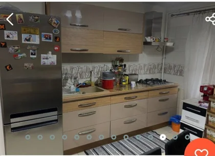 BRASADAS vinde ap 3 cam etaj etaj 1/4 PARCARE Micro 16.