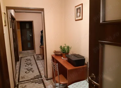 Apartament 4 Camere - București, Rahova, Zona Petre Ispirescu