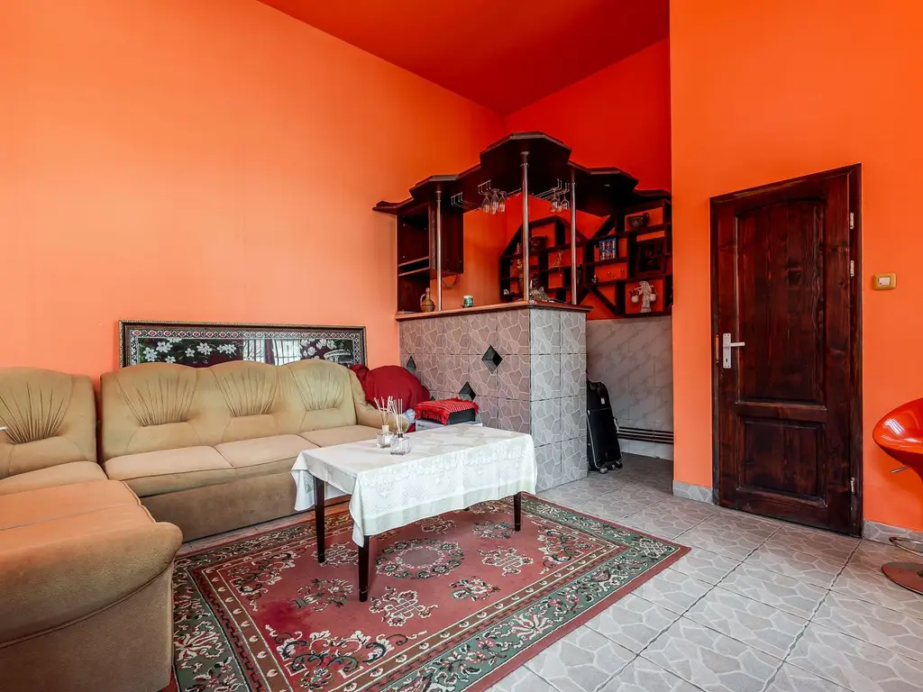 Apartament cu 3 Camere la Casă pe Strada I.L. Caragiale, Arad