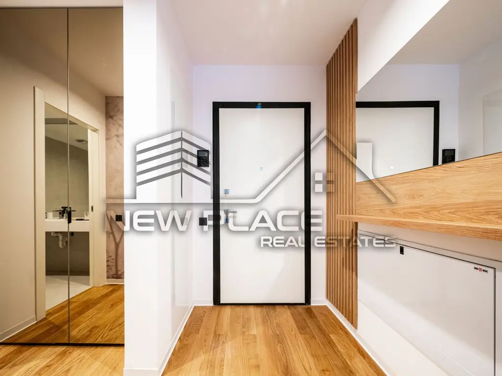 Yacht KID | Apt exclusivist | 261,000+TVA | Bucatarie inchisa | LUX