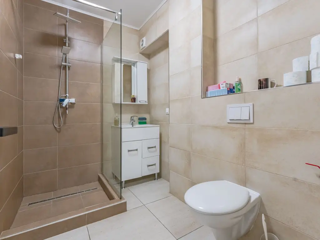 Spatiu comercial de vanzare cartier Tractorul (zona noua)