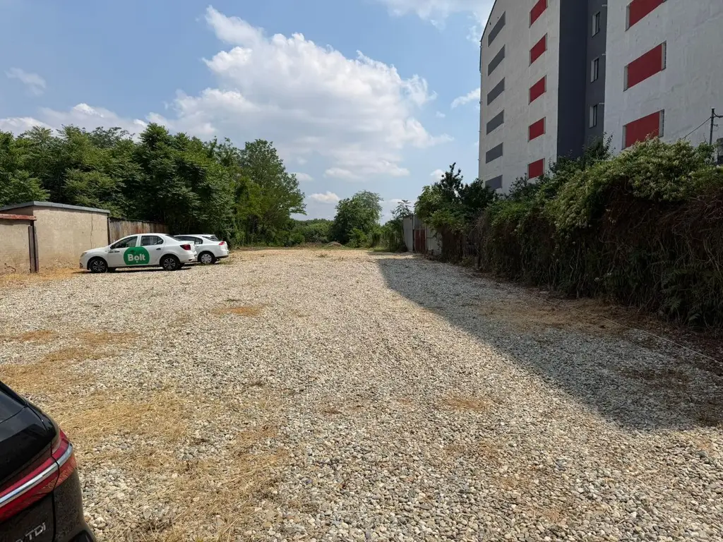Gilesti teren 1750 mp urbanism P+4 de vanzare