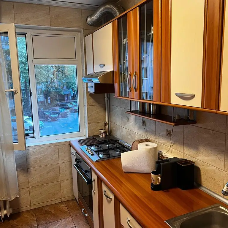 Dristor - Inchirierez apartament 3 camere