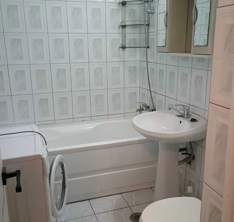 Inchiriez apartament 2 camere Rahova