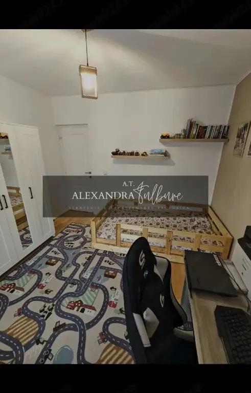 Apartament 3 camere, etaj intermediar, 2balcoane, parcare