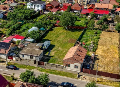 Teren generos de vânzare în cartierul Bujac Comision 0%