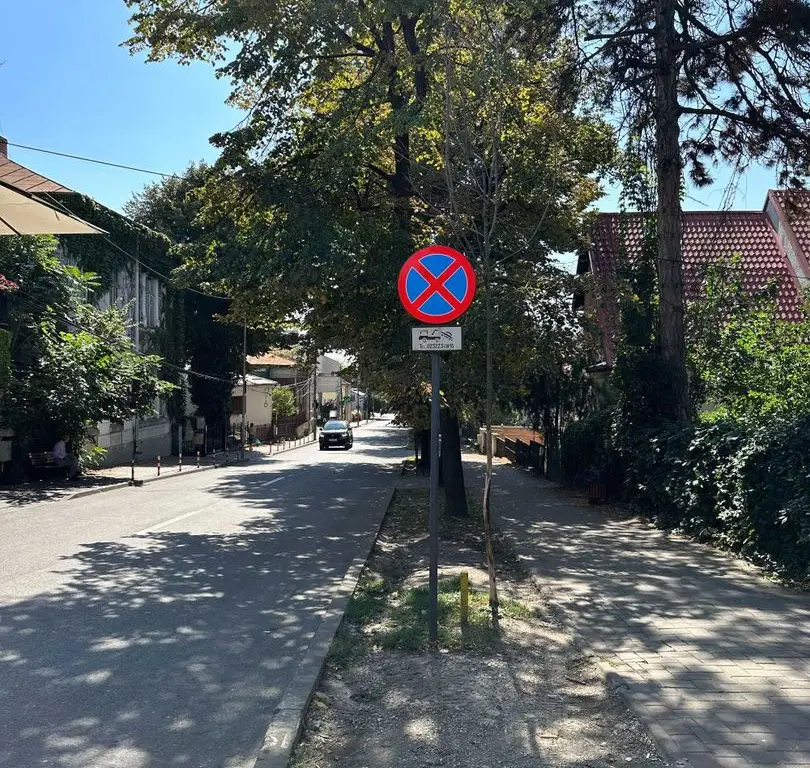 Persoana fizica !! vand casa Centru  !! 1160 Mp !! rate !!