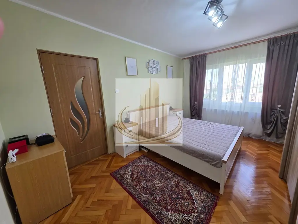 Apartament 3 camere de vânzare – Gheorghe Lazăr