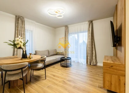 2 camere, modern, bloc nou, garaj,Europa zona Complex Luminia,Moldovan