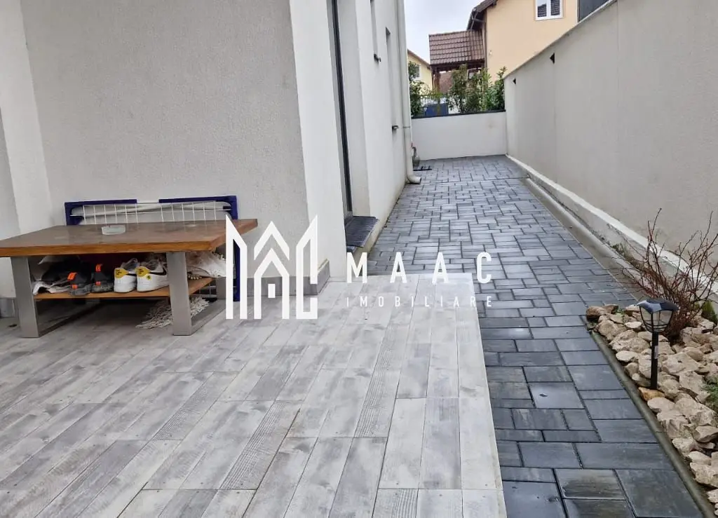 Apartament 3 camere | Curte 60 MP | Parcare | Selimbar