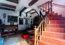 Pensiune de vânzare | 400 MPU | 10 Camere | Rasinari - Curmatura