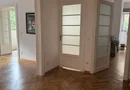 BRASADAS închiriază ap 3 cam etaj 1/3 Universitate.