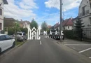 Apartament la casa cu 3 camere si curte Strada Bucegi