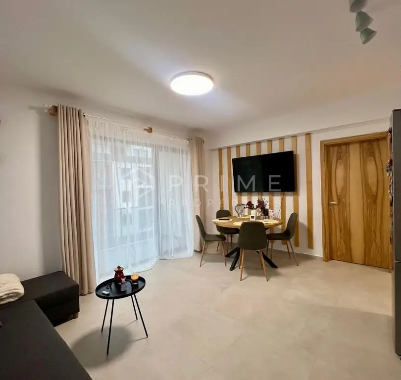 Apartament modern cu 3 camere, bloc nou cu lift și parcare privată