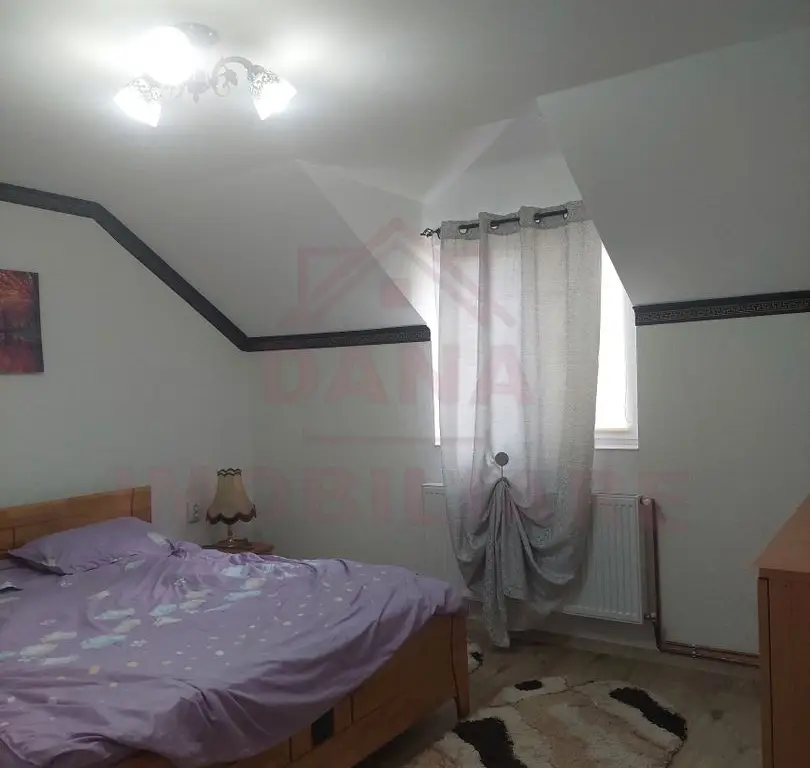 CASĂ DE VACANȚĂ 5 CAMERE,POINANA MĂRULUI, JUD.CARAȘ-SEVERIN