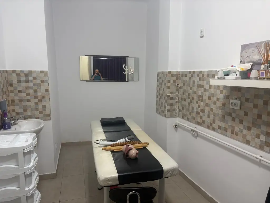 INCHIRIERE SPATIU SALON INFRUMUSETARE
