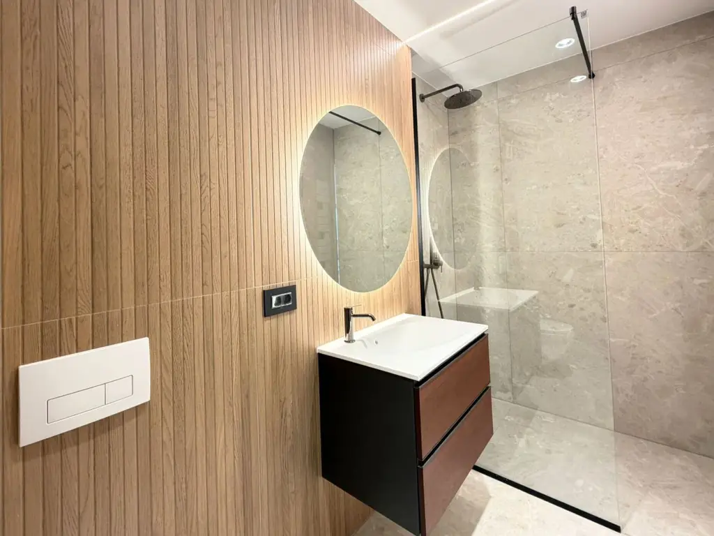 Kasper vânzare apartament de lux 2 camere nelocuit vedere libera spre Tâmpa
