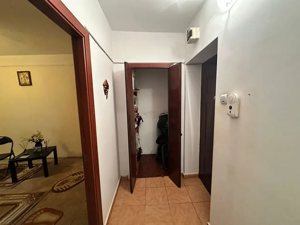 Apartament 2 camere, central, parter – Giurgiu