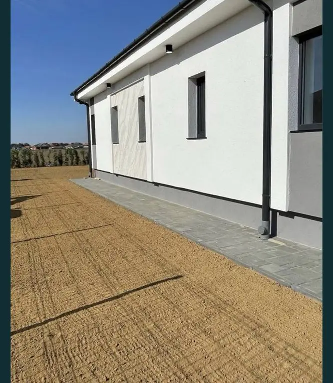 BRASADAS vinde casa tip PARTER in Odoreu, cartierul Olimp.