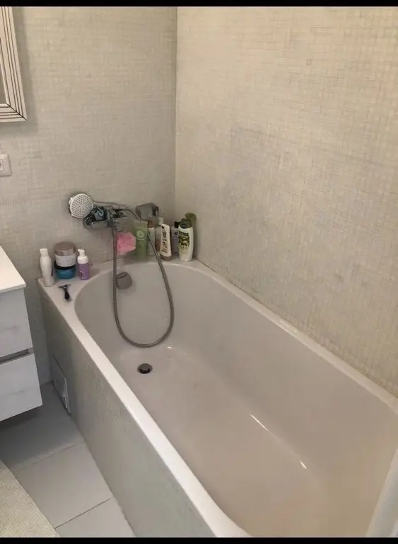 Vând/inchiriez apartament 3 camere 2 bai utilat și mobilat !