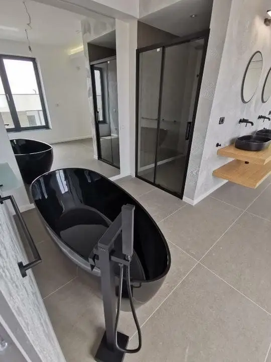 Penthouse 5 camere*parcare subterana*TVA inclus*Cantemir Residence