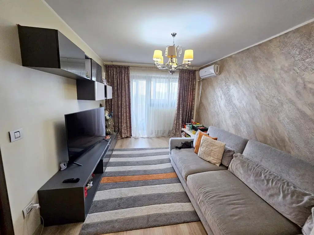 Apartament 2 camere decomandat de vânzare – Mazepa – 57 mp