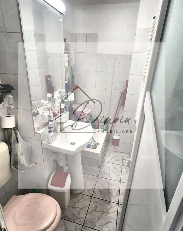 Apartament decomandat 4 camere Colentina I etaj 4/4 I bloc 1986