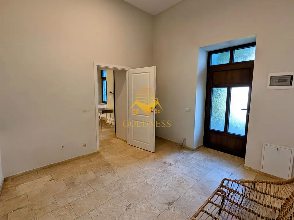 Spatiu Birouri, Decomandat, Ultracentral, Bratianu, Baba Novac, Parter