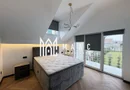 Apartament la vilă I 3 Camere I Et 2 I Balcon I 2 Parcări