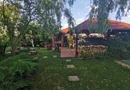 Casa individuala. Mobilata si utilata. Mosnita. Pozitie buna.