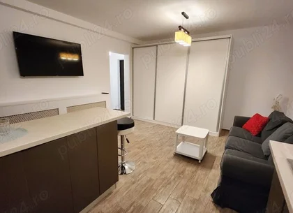 Ofer spre inchiriere ap cu 2 camere Aparatorii Patriei