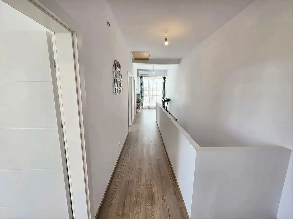 DUPLEX P+1E DE VÂNZARE ÎN MOṢNITA NOUĂ